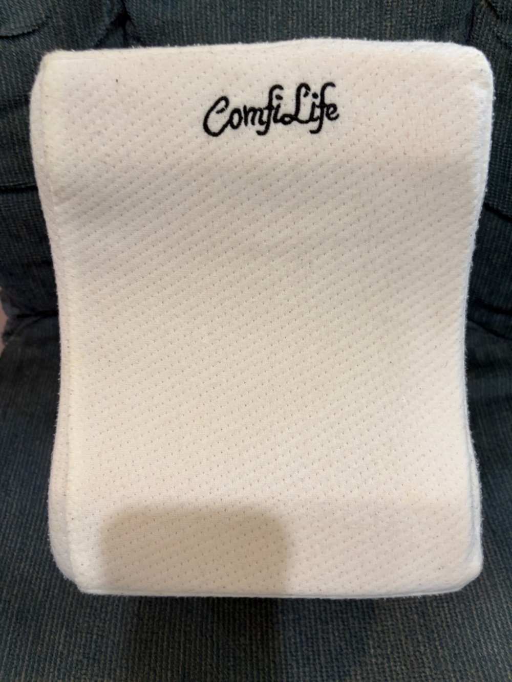 ComfiLife White Contoured Support Pillow
